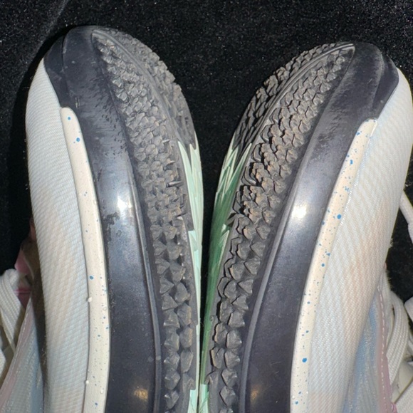 Nike Air Zoom GT Cut 2 White Pink Blue Basketball Shoes FN0234 Women's Size 9 - Picture 9 of 13